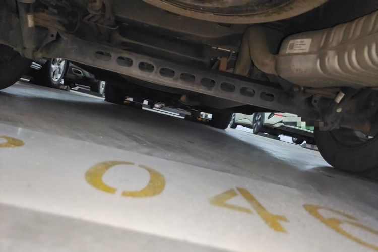 Used Buick GL8 2023 Land Executive Class Comfort Model Chassis Rear