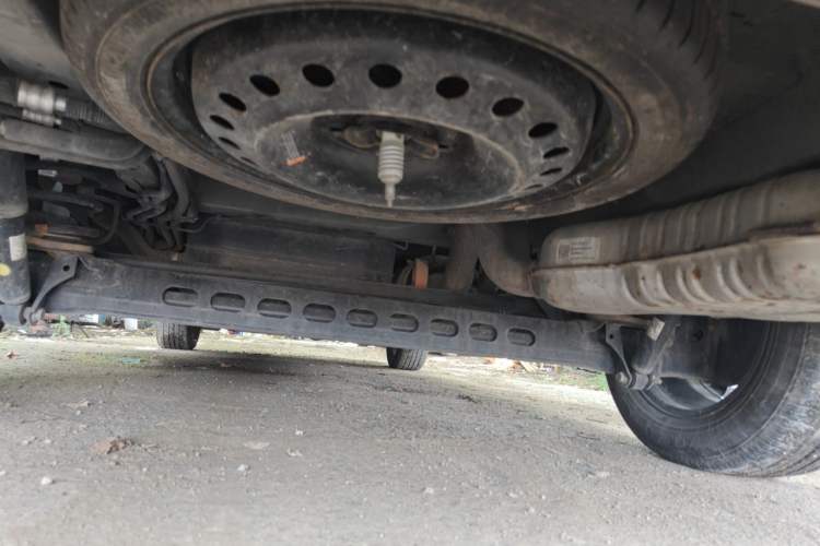 Used Buick GL8 2023 Facelifted Land Cruiser Executive Luxury Version Chassis Rear