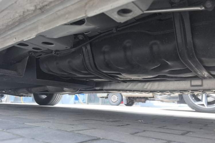 Used Buick GL8 2023 ES Lu Zun Deluxe Model Chassis Rear Left
