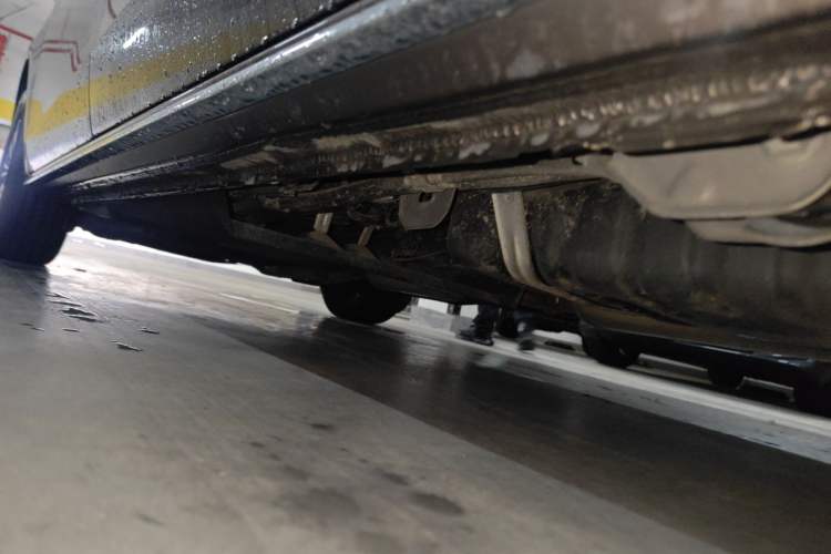 Used Buick GL8 2023 Land Executive Class Comfort Model Chassis Rear Left