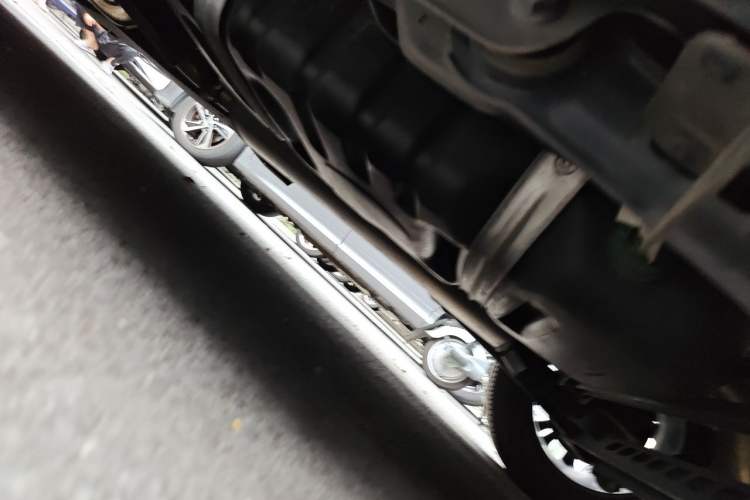 Used Buick GL8 2023 Land Executive Class Comfort Model Chassis Rear Left