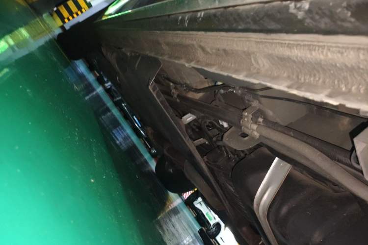 Used Buick GL8 2023 Land Executive Class Comfort Model Chassis Rear Left