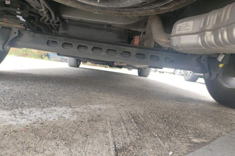 Used Buick GL8 2023 Facelifted Land Cruiser Executive Luxury Version Chassis Rear
