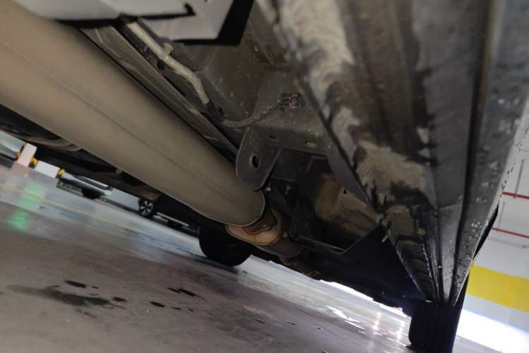 Used Buick GL8 2023 Land Executive Class Comfort Model Chassis Rear Right