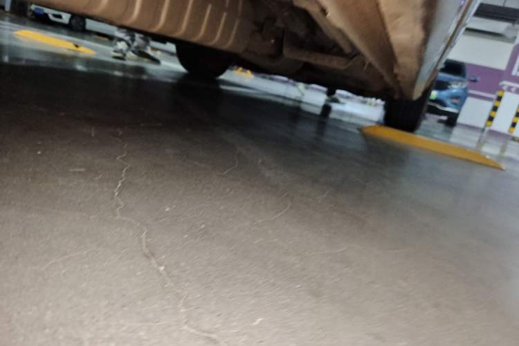 Used Buick GL8 2023 ES Lu Zun Deluxe Model Chassis Rear Right