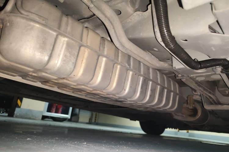 Used Buick GL8 2023 ES Lu Zun Deluxe Model Chassis Rear Right