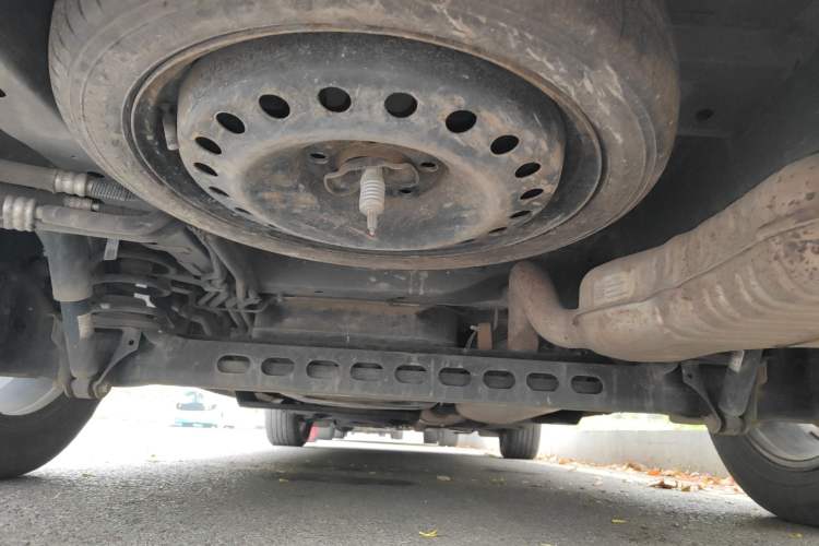 Used Buick GL8 2023 Land Executive Class Comfort Model Chassis Rear