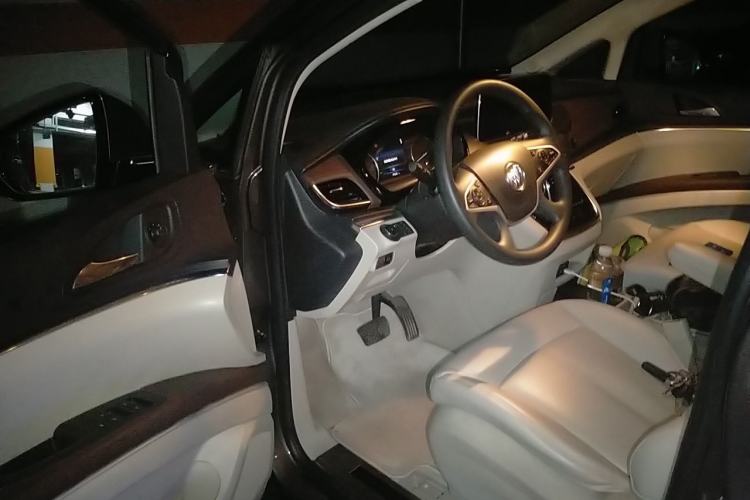 Used Buick GL8 2023 Land Executive Class Smart Enjoyment Model Driver Seat