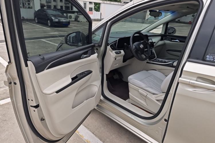 Used Buick GL8 2023 ES Lu Zun Comfort Model Driver Seat
