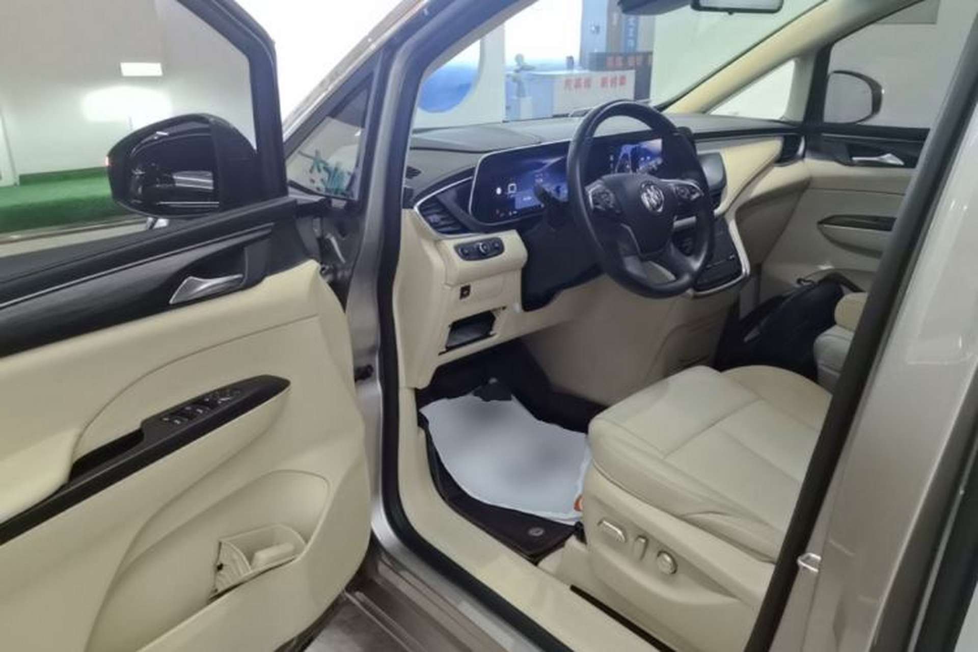 Used Buick GL8 2023 ES Lu Zun Deluxe Model Driver Seat
