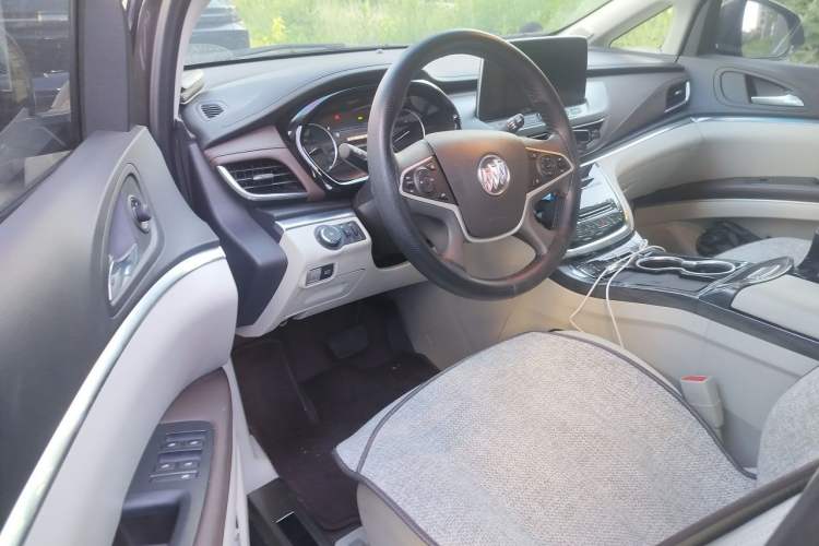 Used Buick GL8 2023 Land Executive Class Smart Enjoyment Model Driver Seat