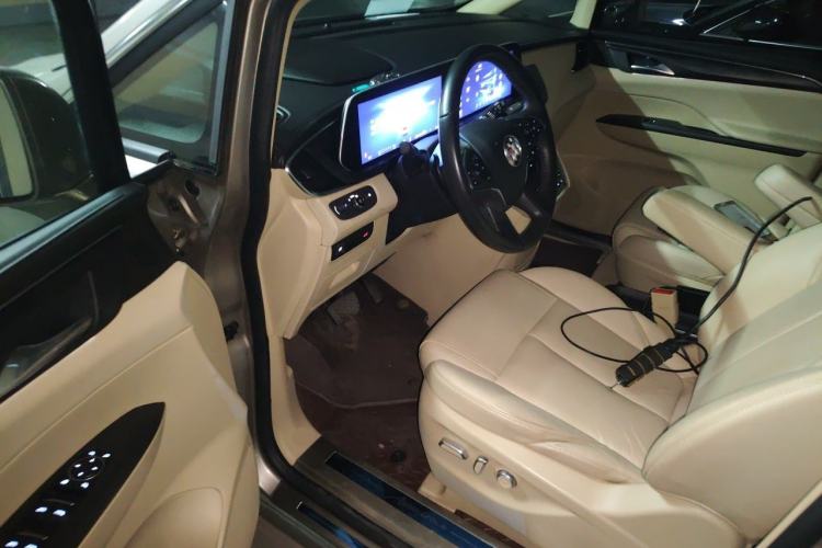 Used Buick GL8 2023 ES Lu Zun Deluxe Model Driver Seat