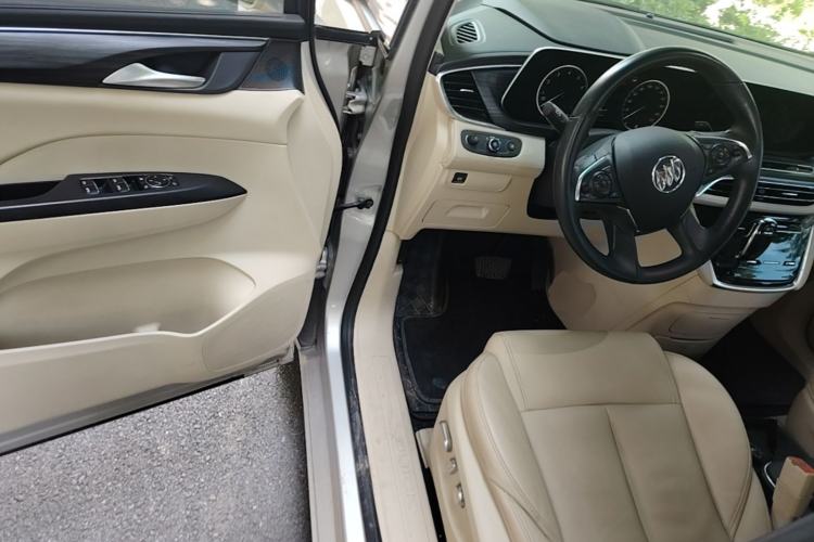 Used Buick GL8 2023 ES Lu Zun Deluxe Model Driver Seat