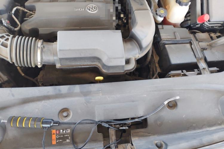 Used Buick GL8 2023 ES Lu Zun Smart Flagship Model Engine Bay