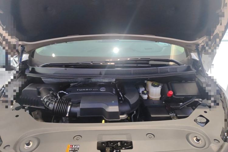 Used Buick GL8 2023 ES Lu Zun Deluxe Model Engine Bay
