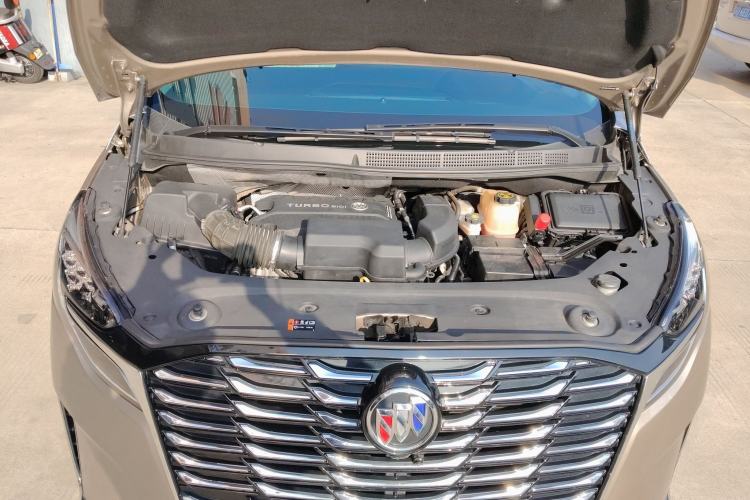 Used Buick GL8 2023 ES Lu Zun Comfort Model Engine Bay