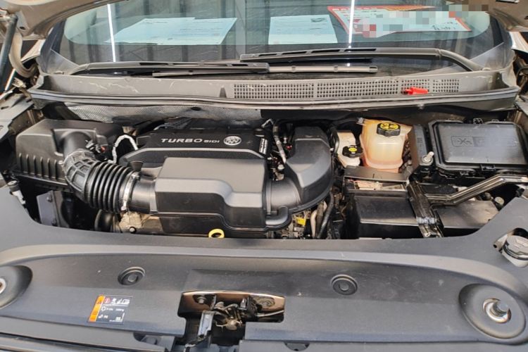 Used Buick GL8 2023 ES Lu Zun Comfort Model Engine Bay