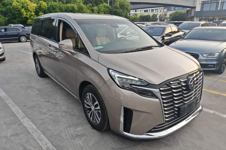 Used Buick GL8 2023 ES Lu Zun Deluxe Model Exterior 1