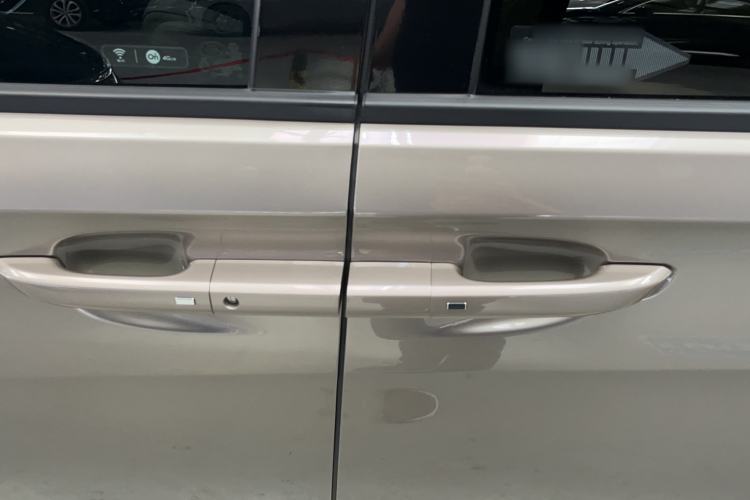 Used Buick GL8 2023 ES Lu Zun Deluxe and Yue Edition Exterior 11