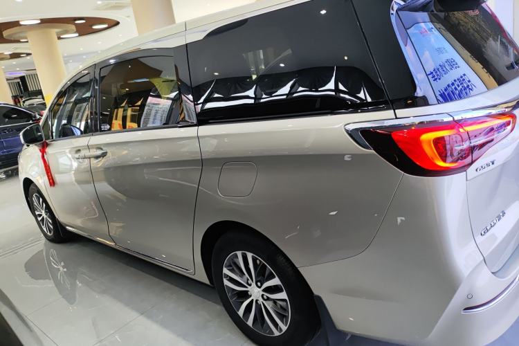 Used Buick GL8 2023 ES Lu Zun Comfort Model Exterior 3