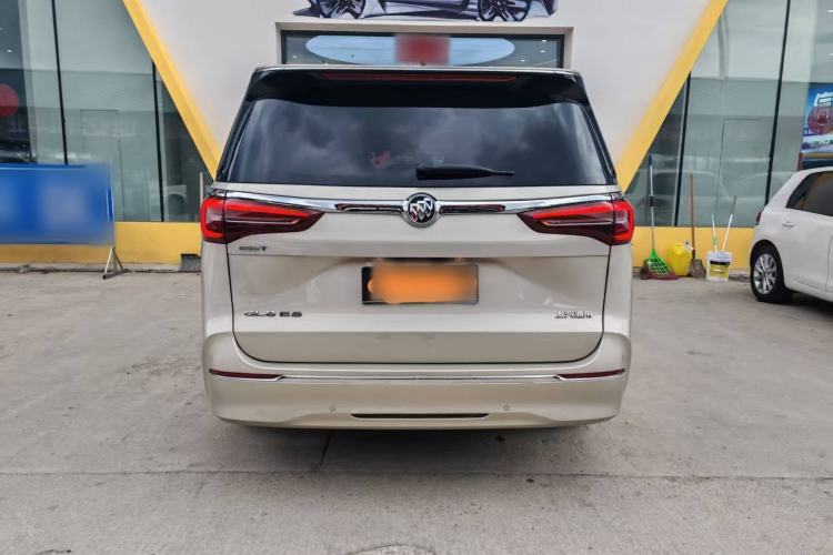 Used Buick GL8 2023 ES Lu Zun Deluxe and Yue Edition Exterior 4