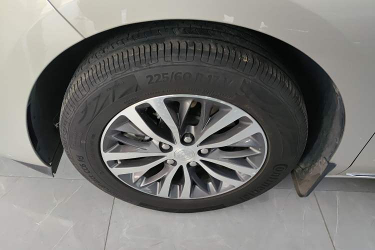 Used Buick GL8 2023 ES Lu Zun Comfort Model Exterior 7