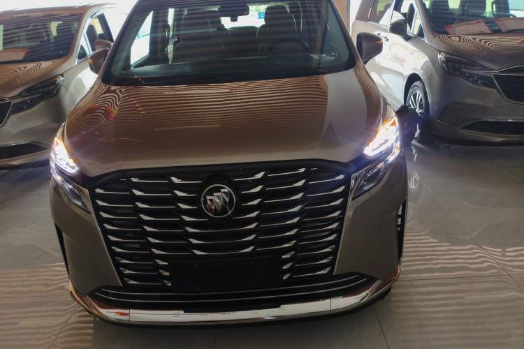 Used Buick GL8 2023 ES Lu Zun Deluxe Model Front