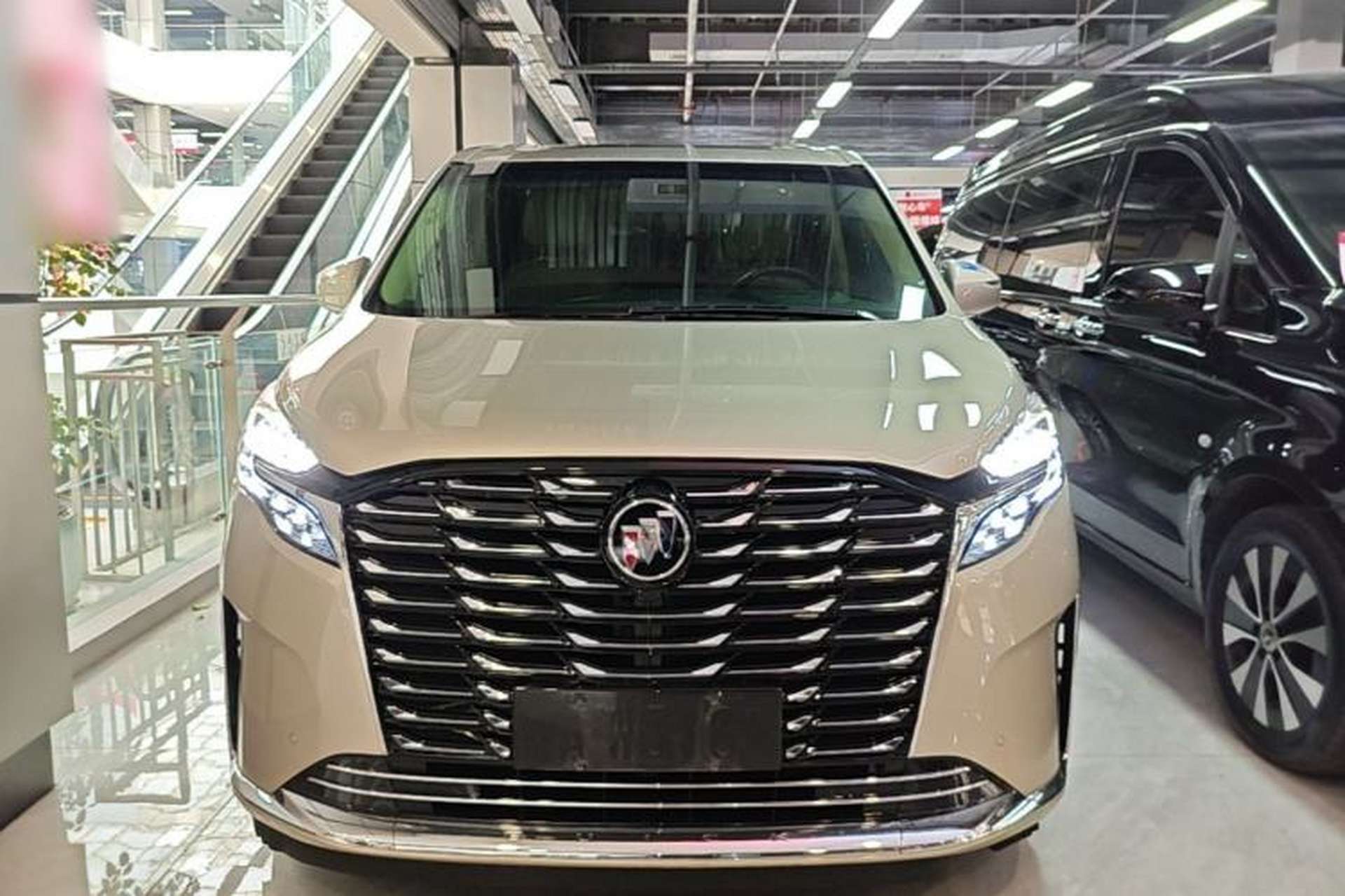 Used Buick GL8 2023 ES Lu Zun Deluxe Model Front