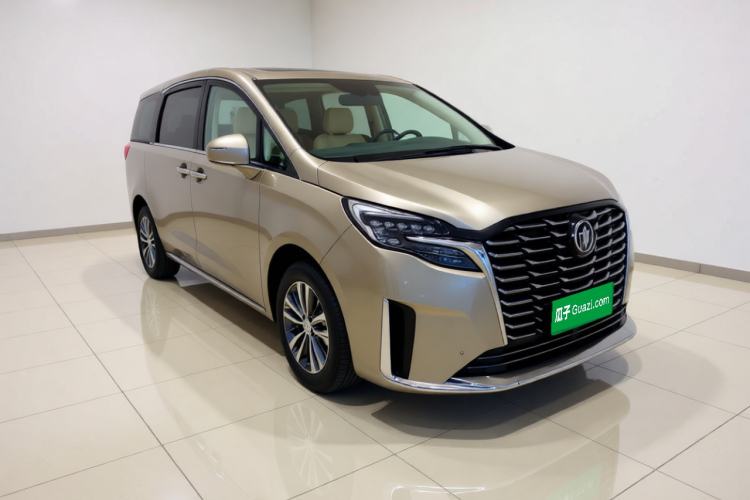 Used Buick GL8 2023 ES Lu Zun Deluxe Model Front Right 45 Deg