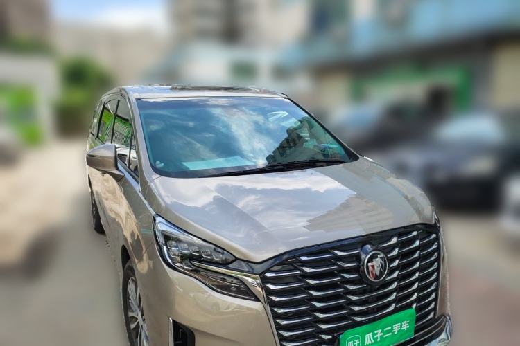 Used Buick GL8 2023 ES Lu Zun Deluxe and Yue Edition Front Right 45 Deg