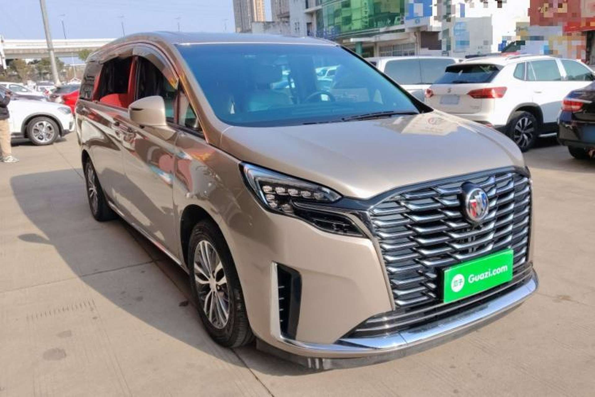 Used Buick GL8 2023 ES Lu Zun Comfort Model Front Right 45 Deg