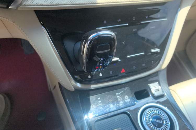 Used Buick GL8 2023 ES Lu Zun Deluxe Model Gear Lever
