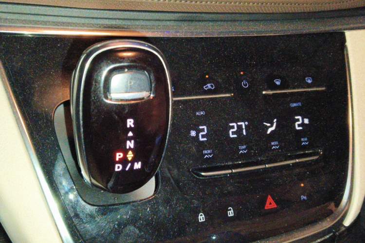 Used Buick GL8 2023 Land Executive Class Comfort Model Gear Lever