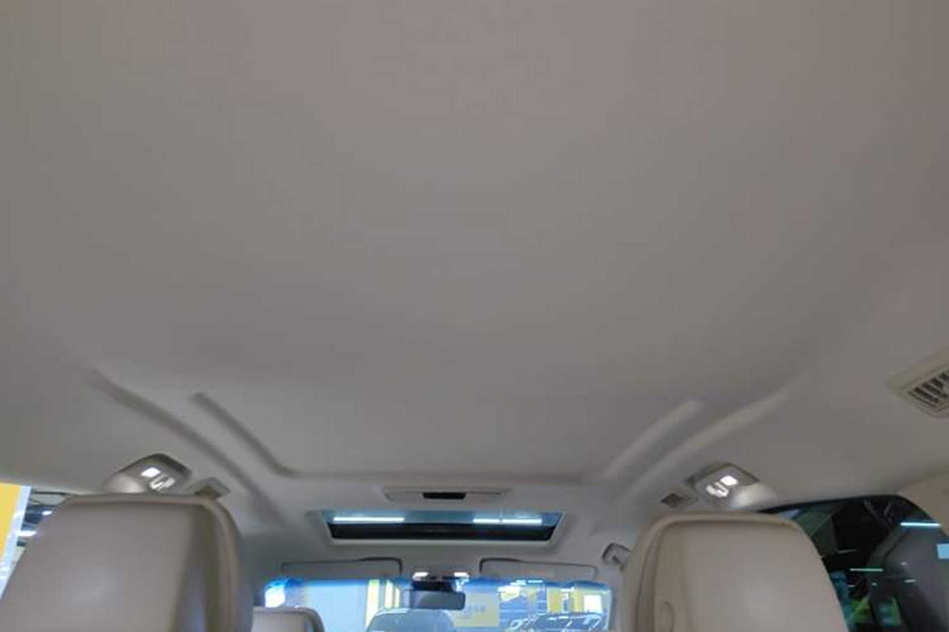 Used Buick GL8 2023 ES Lu Zun Deluxe Model Headliner