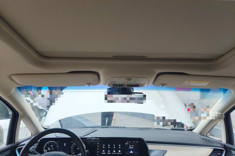 Used Buick GL8 2023 ES Lu Zun Luxury Model Headliner