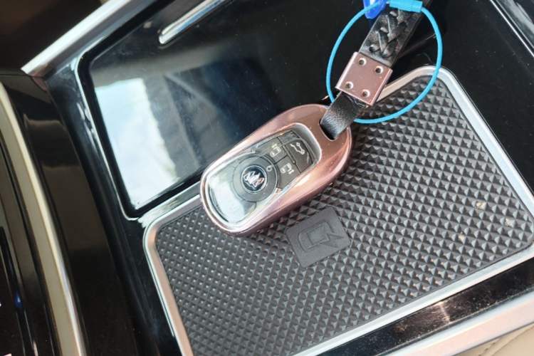 Used Buick GL8 2023 ES Lu Zun Luxury Model Interior 1