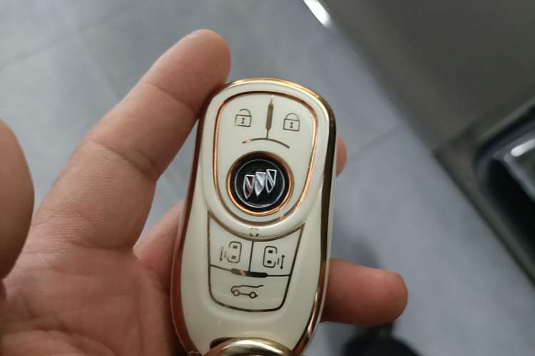 Used Buick GL8 2023 ES Lu Zun Comfort Model Interior 1