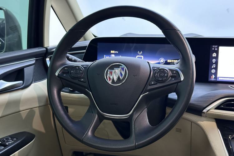 Used Buick GL8 2023 ES Lu Zun Deluxe Model Interior 12