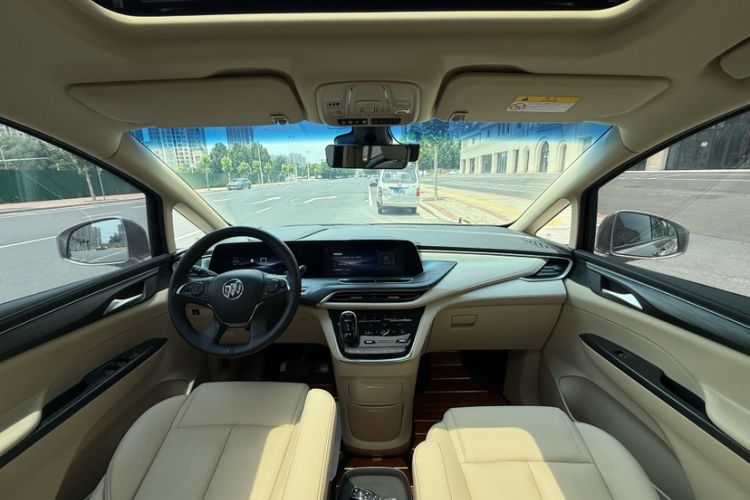 Used Buick GL8 2023 ES Lu Zun Deluxe Model Interior 2