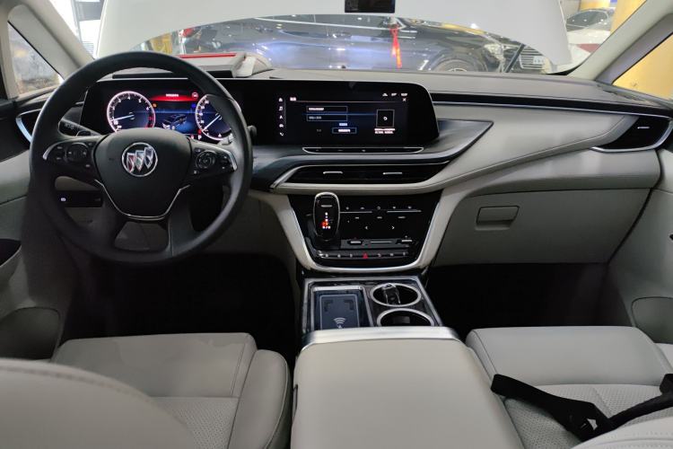 Used Buick GL8 2023 ES Lu Zun Comfort Model Interior 2
