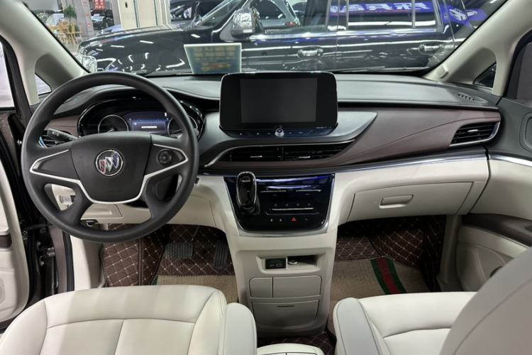 Used Buick GL8 2023 Land Executive Class Comfort Model Interior 3