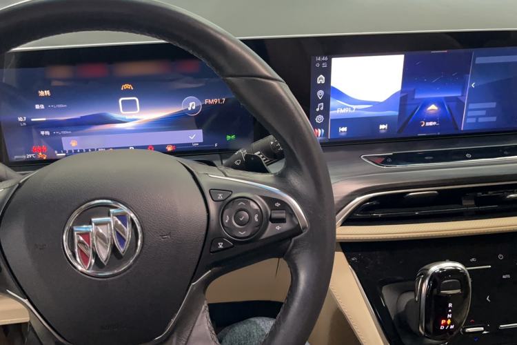Used Buick GL8 2023 ES Lu Zun Deluxe and Yue Edition Interior 5
