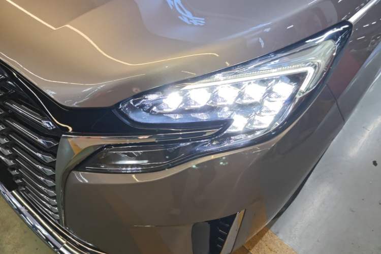 Used Buick GL8 2023 ES Lu Zun Deluxe Model Left Front Headlight