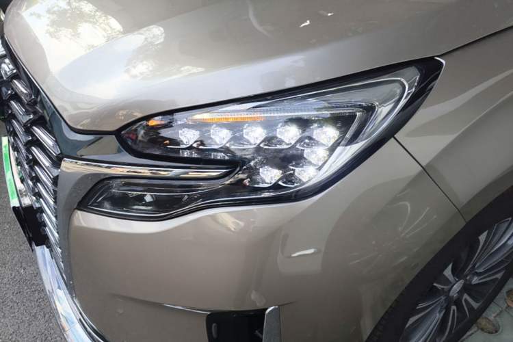 Used Buick GL8 2023 ES Lu Zun Luxury Model Left Front Headlight