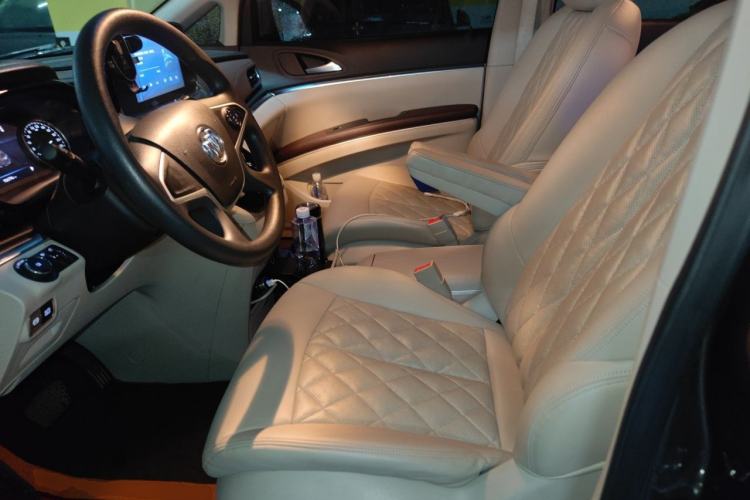 Used Buick GL8 2023 Land Executive Class Comfort Model Left Front Seat