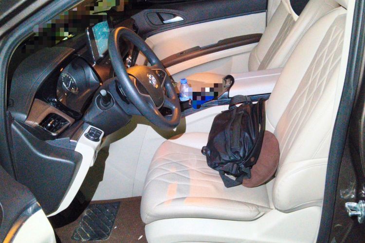 Used Buick GL8 2023 Land Executive Class Comfort Model Left Front Seat