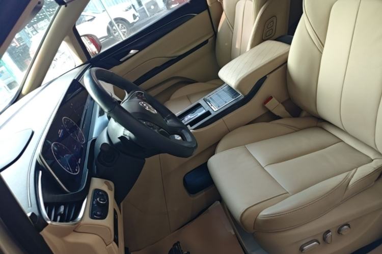Used Buick GL8 2023 ES Lu Zun Deluxe Model Left Front Seat