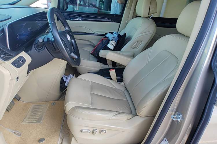 Used Buick GL8 2023 ES Lu Zun Deluxe Model Left Front Seat