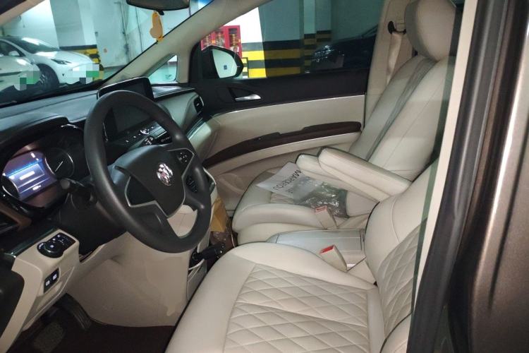 Used Buick GL8 2023 Land Executive Class Comfort Model Left Front Seat