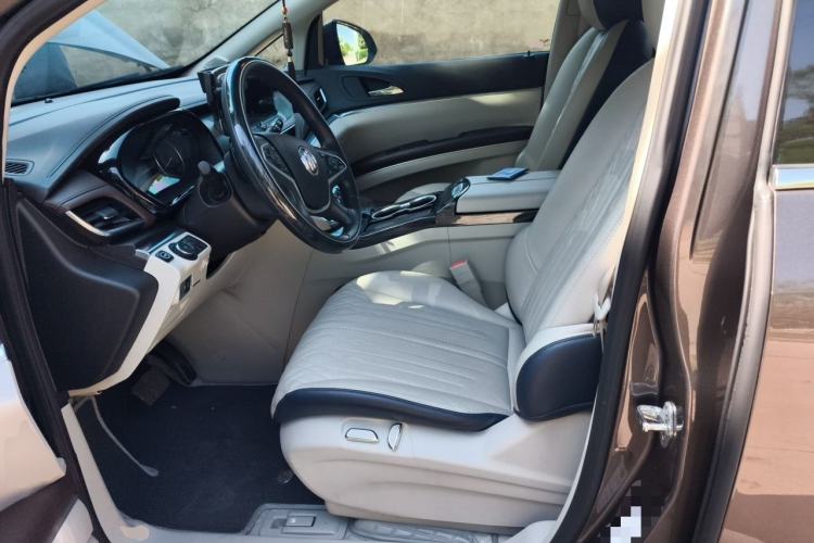 Used Buick GL8 2023 Land Executive Class Smart Enjoyment Model Left Front Seat